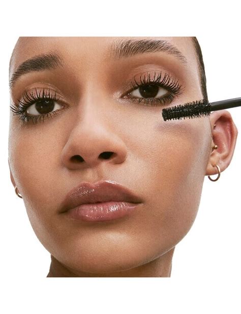 is ysl lash clash waterproof